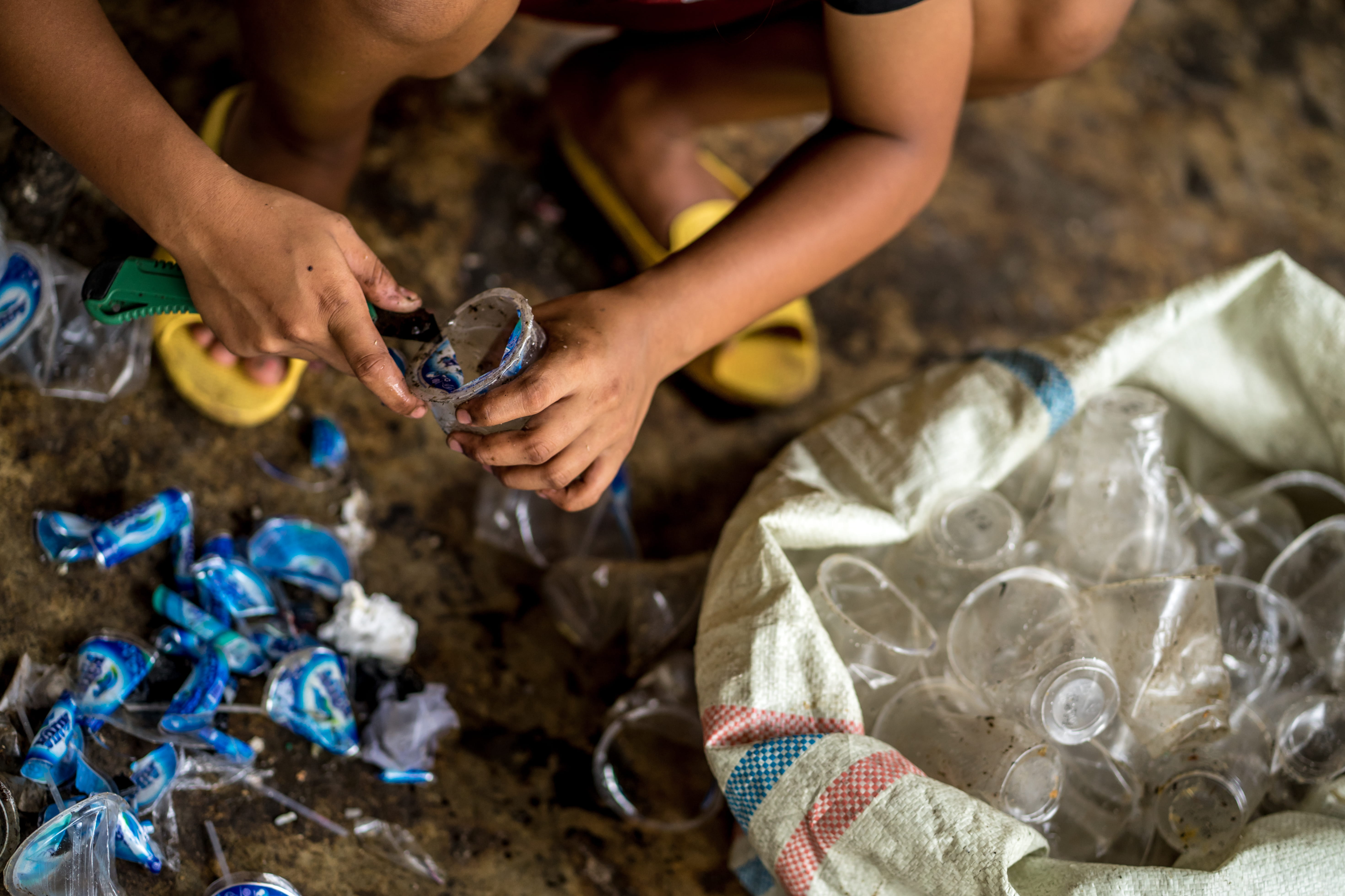 Jesi - sie trennt und wäscht den gesammelten Müll -
CAC PKPA 2019
Symbolbild
Symbolbild