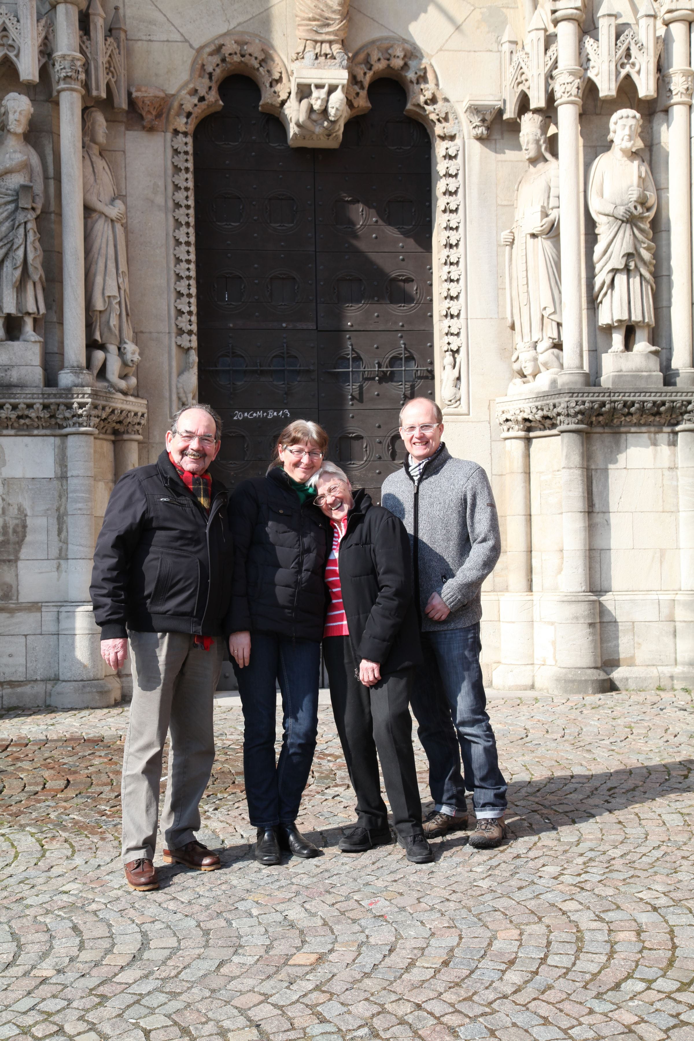 Klaus George, Ulrike Herr, Marianne Reimann und Dr. Jochen Schlingloff vom Arbeitskreis Wetzlar (Foto: Ralf Krämer)