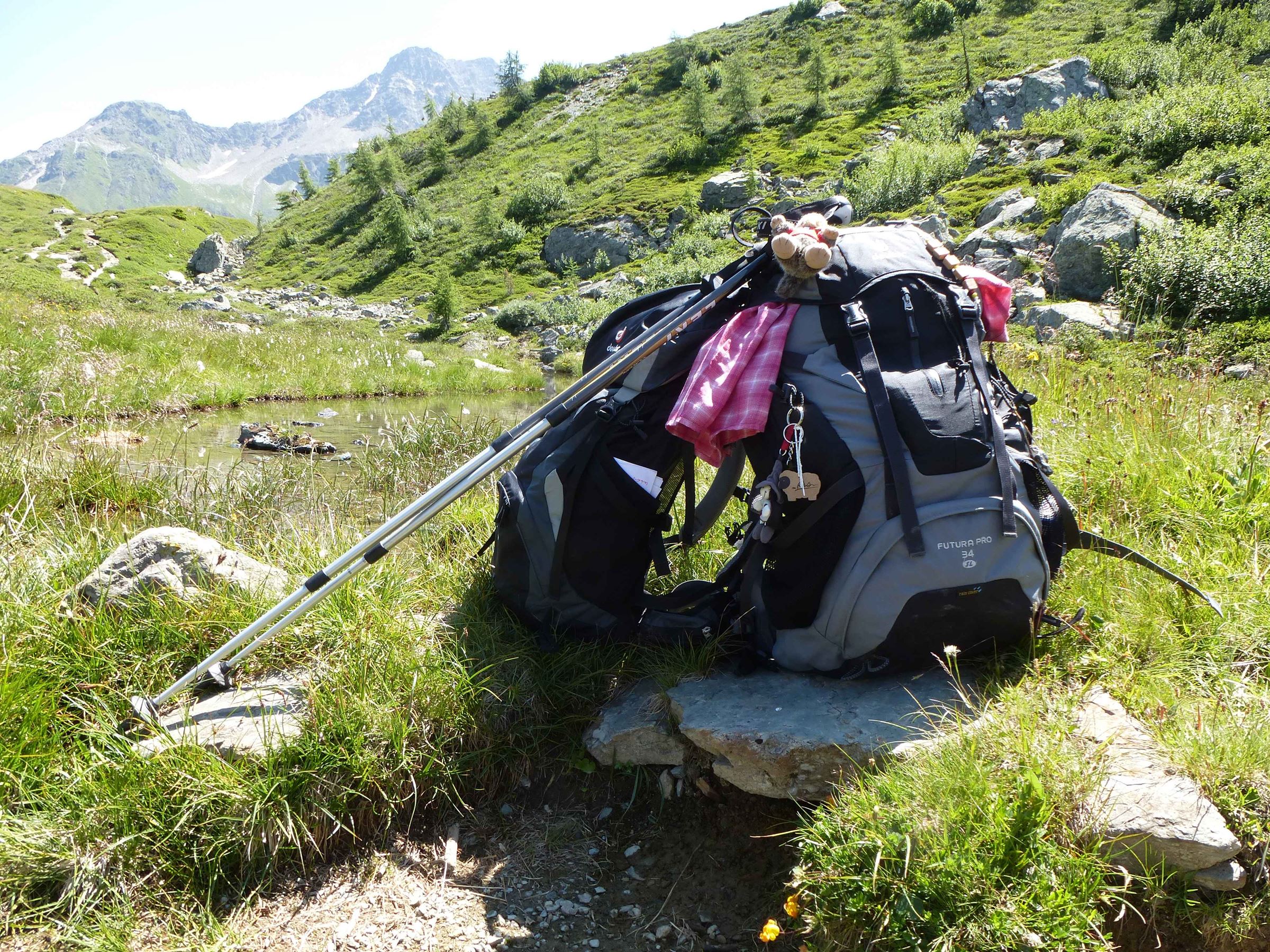 Aktion "Pfingsten bewegt" vom Arbeitskreis Lippe Wanderrucksack Symbolbild Aktion "Pfingsten bewegt" vom Arbeitskreis Lippe Wanderrucksack Symbolbild