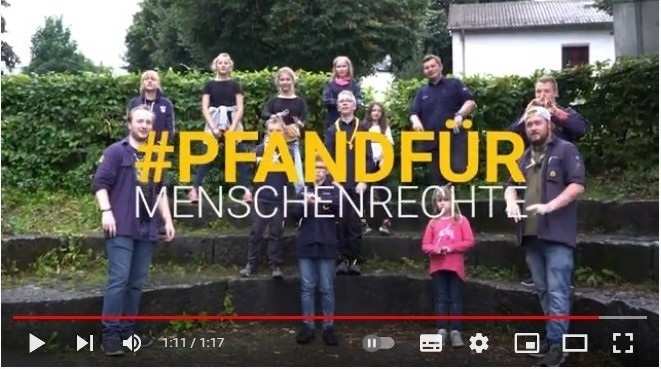 Arnsberg/Meschede: Pfand für Menschenrechte - Aktion von Pfadfinderinnen und Pfadfindern (Quelle: BdP) 