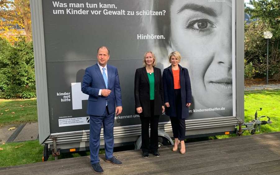 Dr. Joachim Stamp Minister, Katrin Weidemann und Sabine Heinrich (Quelle: Sophie Rutter)