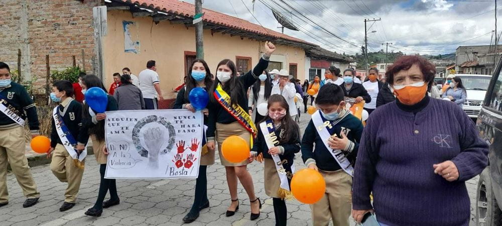 Orange Days - Protestmarsch von Kindernothilfe-Partnern in Ecuador (Quelle: Kindernothilfe-Partner)