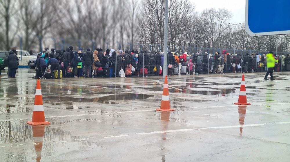 Lange Warteschlangen am Grenzübergang Palanca in der Republik Moldau (Quelle: Benjamin Kaufmann für CONCORDIA Sozialprojekte) Lange Warteschlangen am Grenzübergang Palanca in der Republik Moldau (Quelle: Benjamin Kaufmann für CONCORDIA Sozialprojekte)