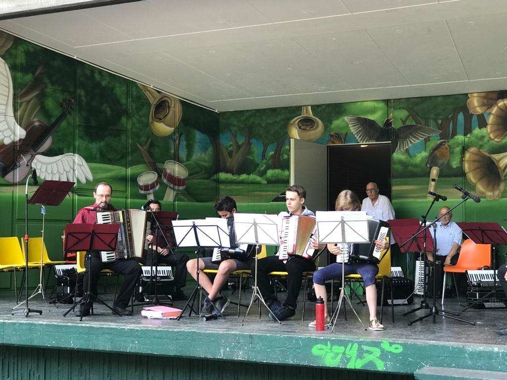 Benefizkonzert des 1. Akkordeon Orchesters Rheinhausen im Volkspark Rheinhausen (Quelle: privat)