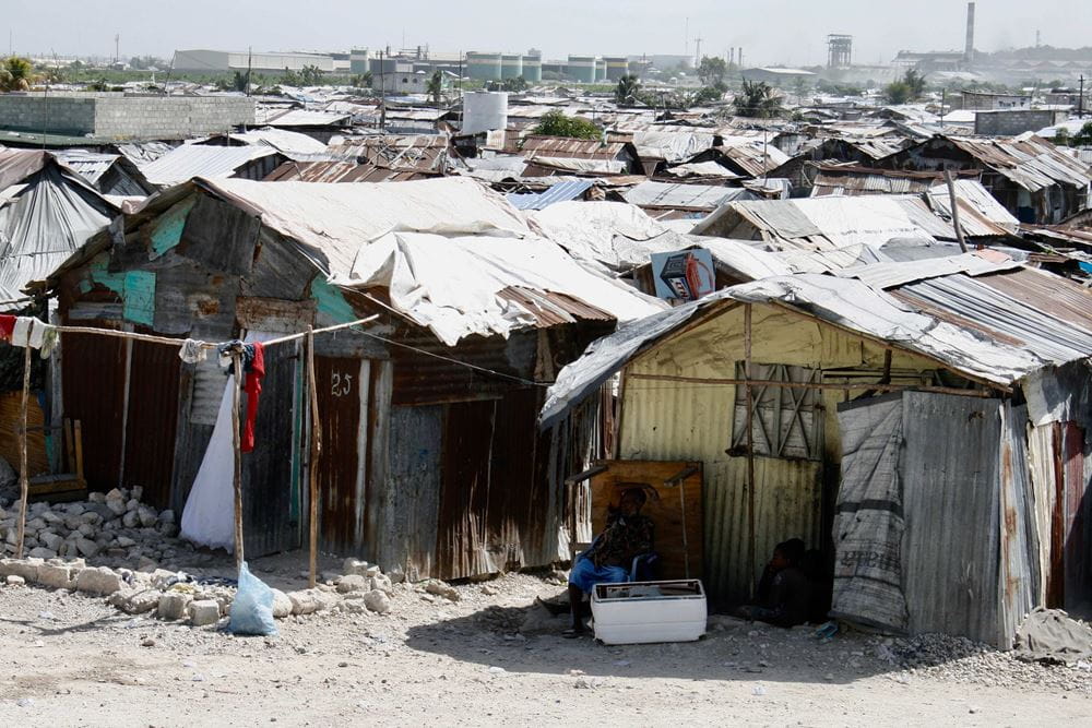 Das Armenviertel Cité Soleil in Port-au-Prince, einer der Hotspots der blutigen Bandenkämpfe in Haiti (Foto: Jürgen Schübelin) Das Armenviertel Cité Soleil in Port-au-Prince, einer der Hotspots der blutigen Bandenkämpfe in Haiti (Foto: Jürgen Schübelin)