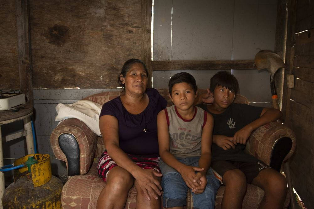 Maria mit ihren Söhnen Rodrigo und Julio (Quelle: Christian Nusch)