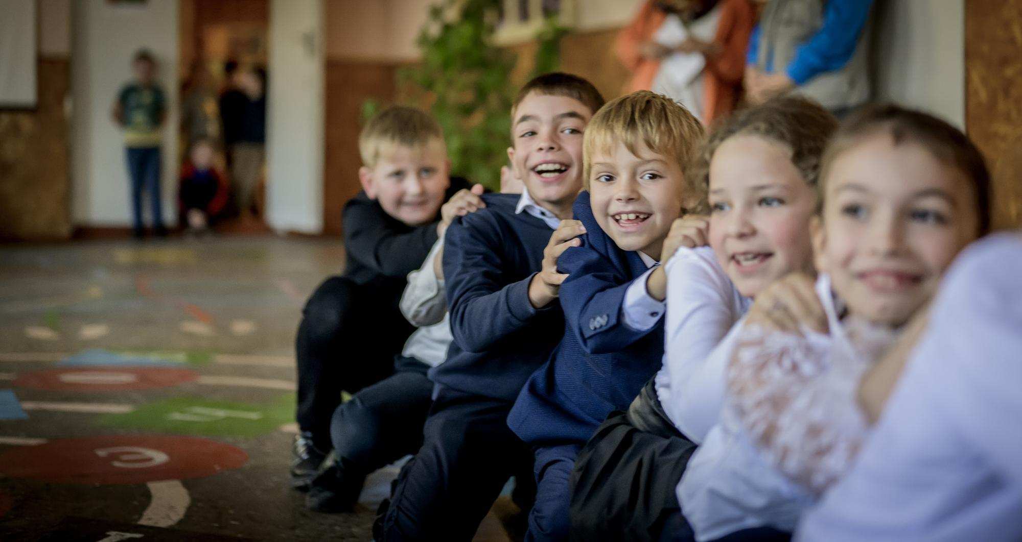 Flucht, Hilfe, Kindernothilfe, Krieg, Schule, Untericht, ukrainische Flüchtlinge
WAZ Weihnachtsspenden-Aktion für ukrainische Flüchtlinge. Pressereise mit der Kindernothilfe nach Edinet am 8. November 2022 in Moldau. Blick in eine Schulklasse. Foto:Ralf Rottmann/ Funke Foto Services
Bilder der WAZ Weihnachtsspendenaktion 2022