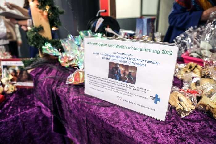 Die Kindernothilfe-AG spendet auch die Einnahmen des Basars (Quelle: Ralf Krämer) Die Kindernothilfe-AG spendet auch die Einnahmen des Basars (Quelle: Ralf Krämer)