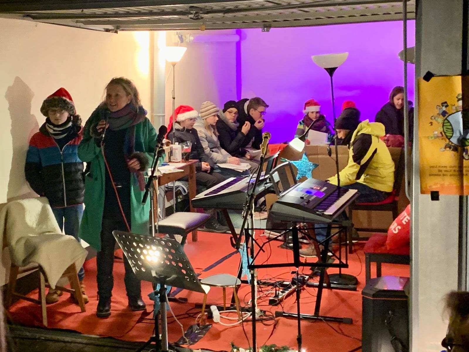 Sarstedt: Konzert "Kinder musizieren für Kinder" im Rahmen des lebendigen Adventskalenders 2022  (Quelle: privat) Sarstedt: Konzert "Kinder musizieren für Kinder" im Rahmen des lebendigen Adventskalenders 2022  (Quelle: privat)