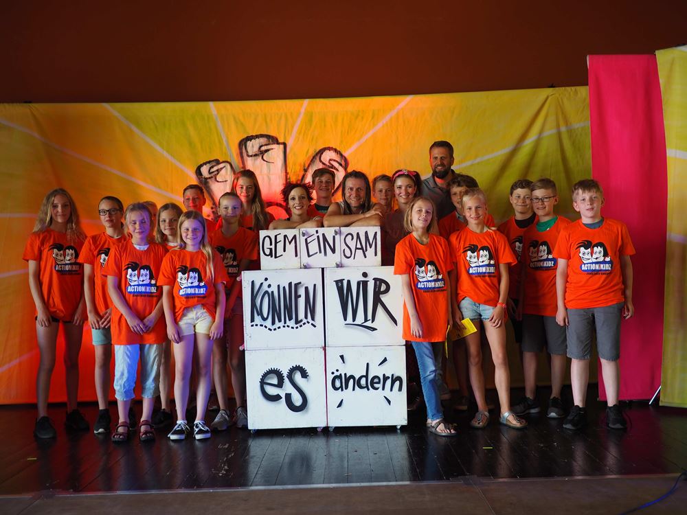 Schülergruppe der ActionKidz Schülergruppe der ActionKidz