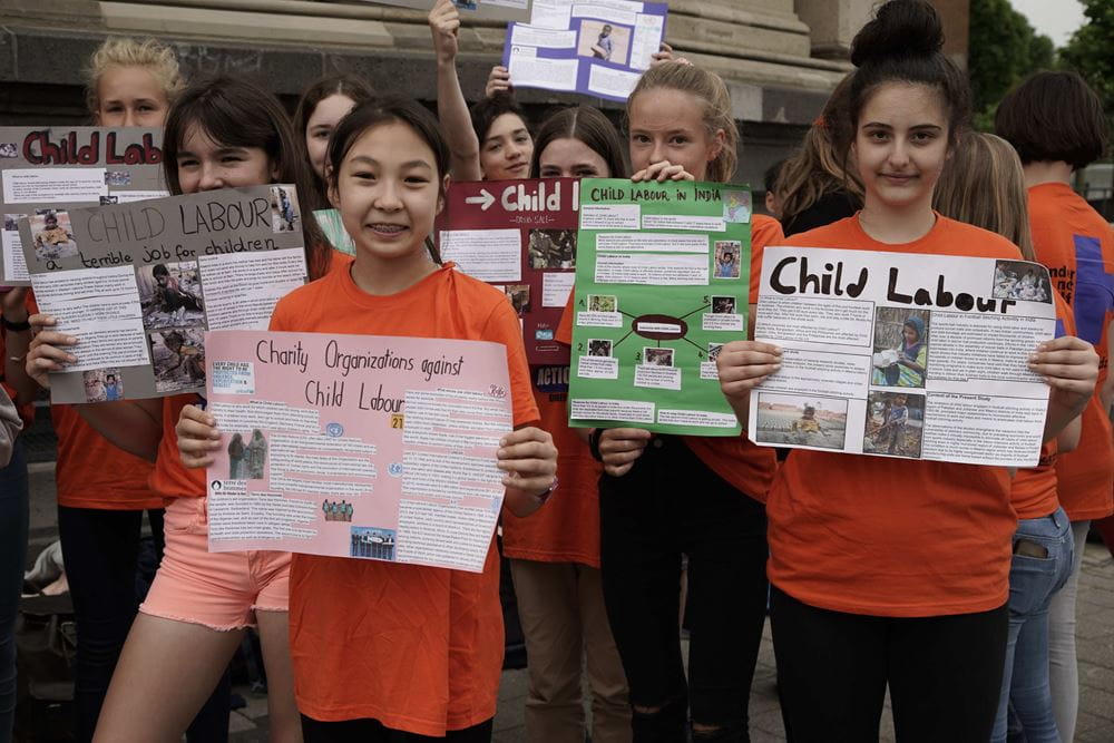 Plakataktion ActionKidz zum Thema Indien (Quelle: Kindernothilfe) Plakataktion ActionKidz zum Thema Indien (Quelle: Kindernothilfe)