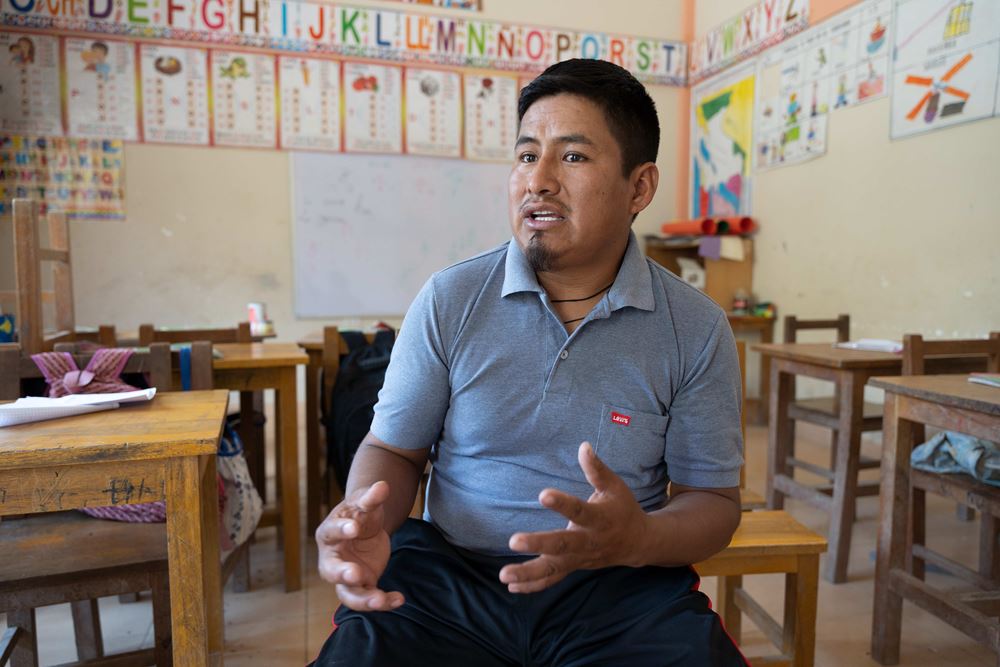 Bolivien: Lehrer Nicolas Calderon Seña im Interview (Quelle: Christian Nusch) Bolivien: Lehrer Nicolas Calderon Seña im Interview (Quelle: Christian Nusch)