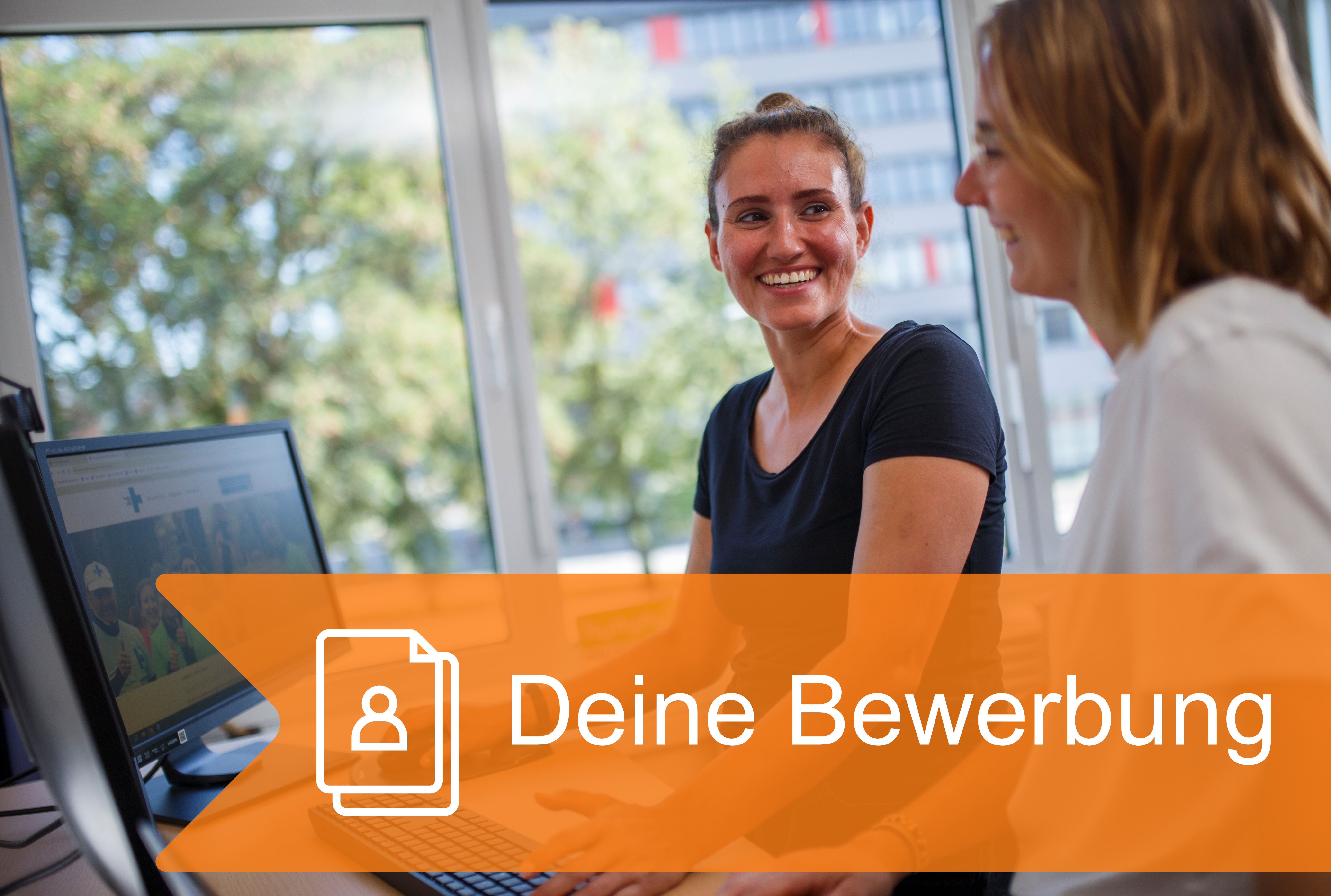 Foto mit der Aufschrift "Deine Bewerbung" (Quelle: Kindernothilfe)