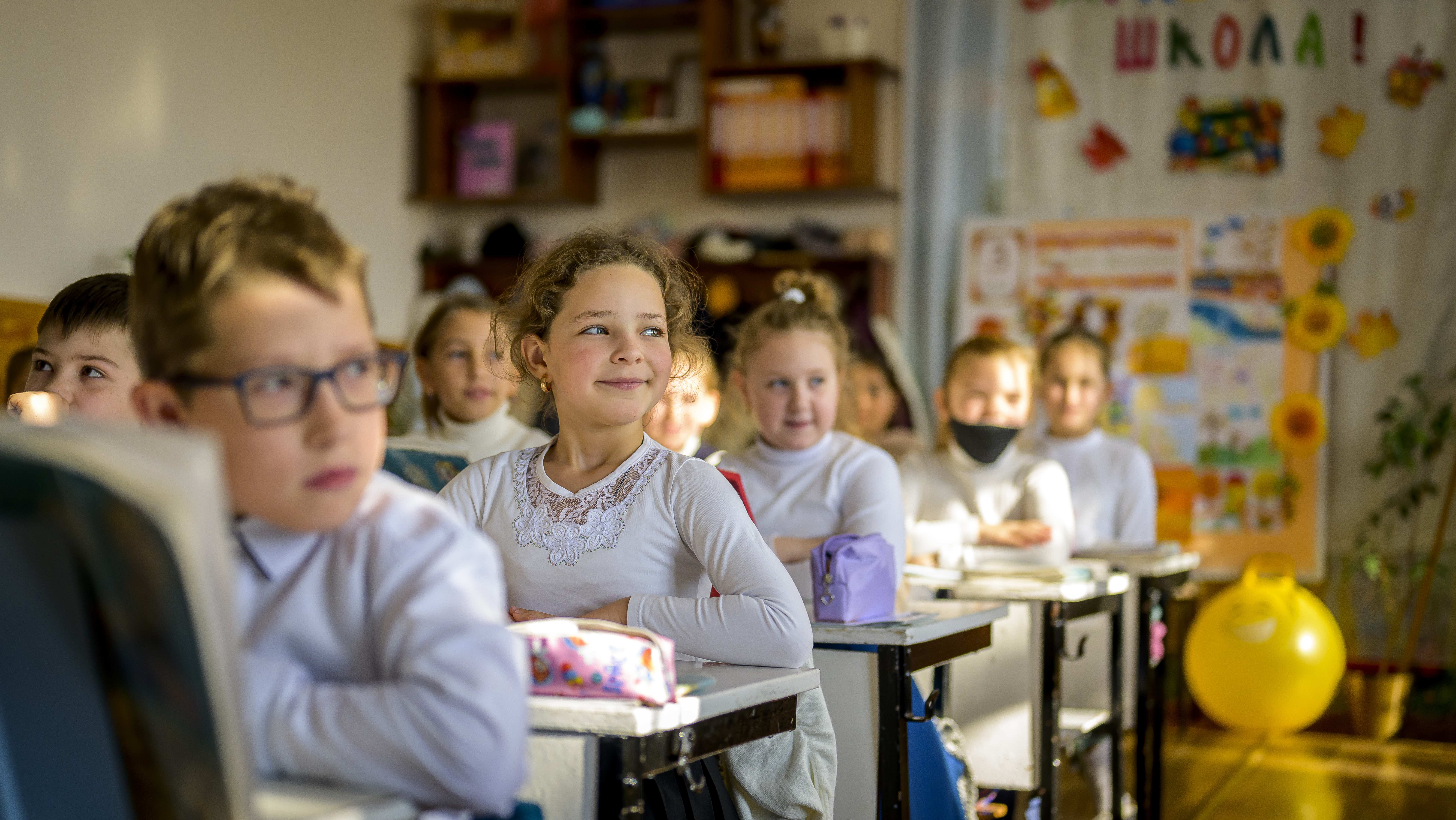 Ukrainische Kinder in der Republik Moldau in der Schule (Quelle: Ralf Rottmann/ Funke Foto Services)