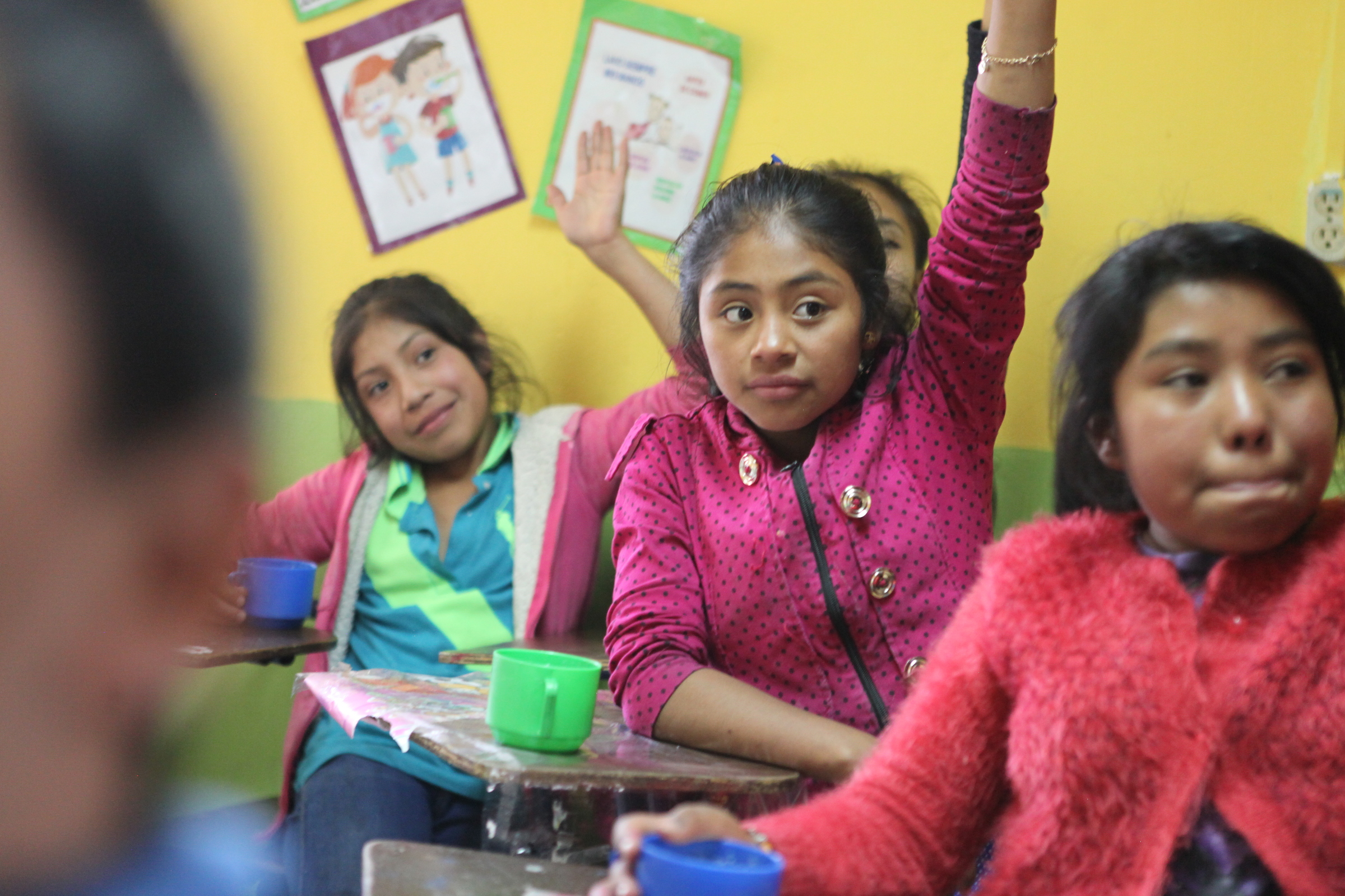 Schulkind in Guatemala meldet sich (Quelle: Malte Pfau)