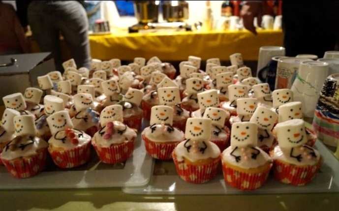 Marshmallowschneemänner (Quelle: privat) Marshmallowschneemänner (Quelle: privat)