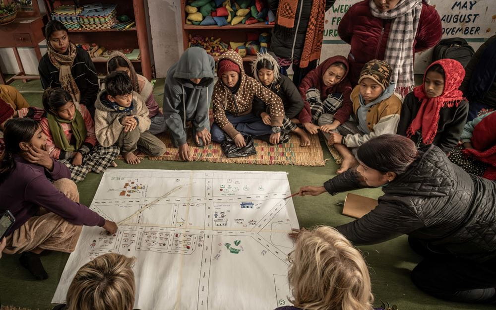 Eine Kinderrechtegruppe trifft sich. (Quelle : Jakob Studnar) Platzhalterbild