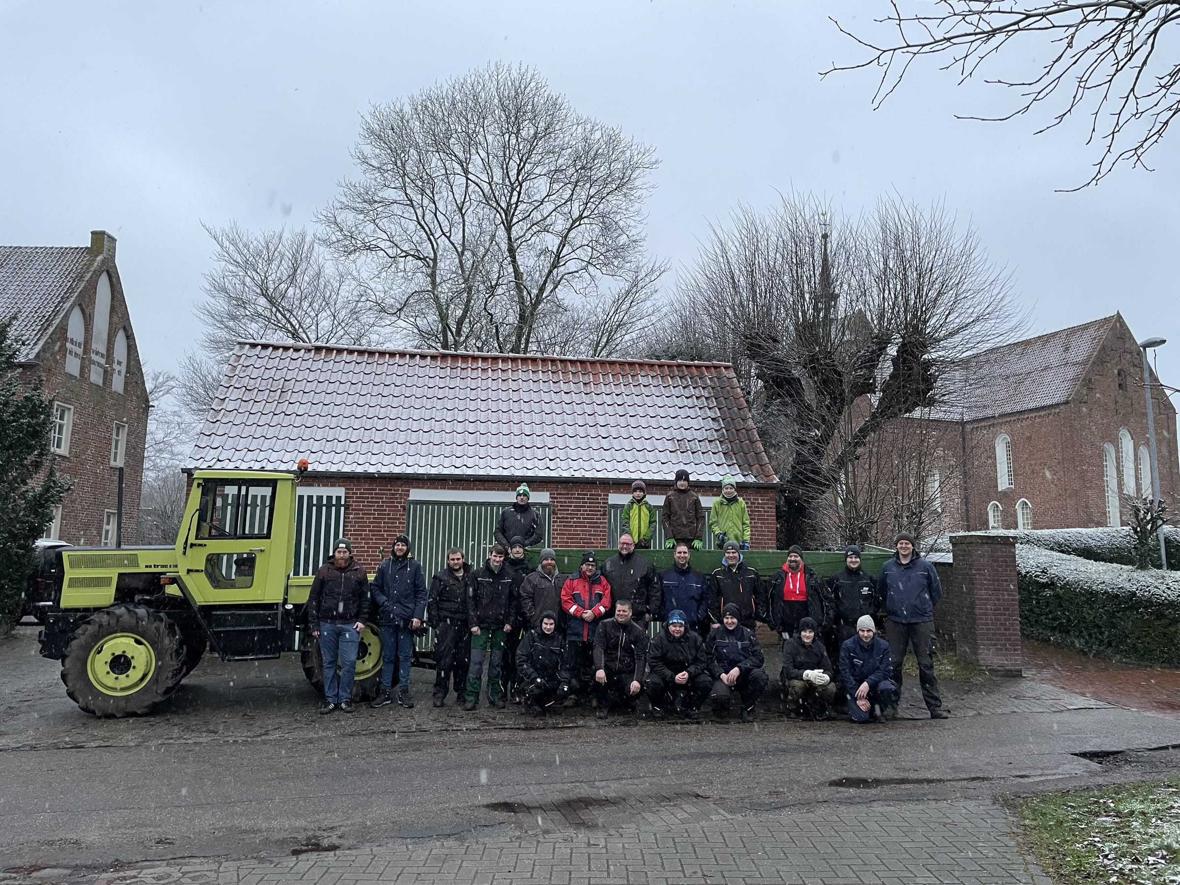 Stapelmoor: Weihnachtsbaumsammel-Aktion zugunsten der Kindernothilfe Stapelmoor: Weihnachtsbaumsammel-Aktion zugunsten der Kindernothilfe