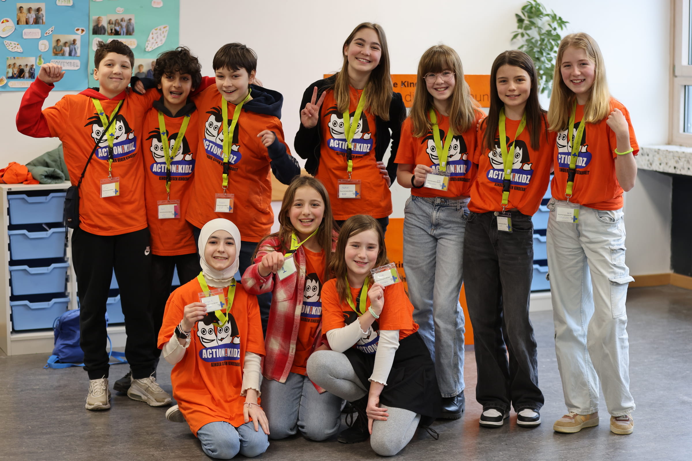 Action!Kidz Gruppenbild: Finale Preisverleihung in Münster, Stationen zu Kinderrechten und Kinderarbeit (Quelle: Katharina Draub)