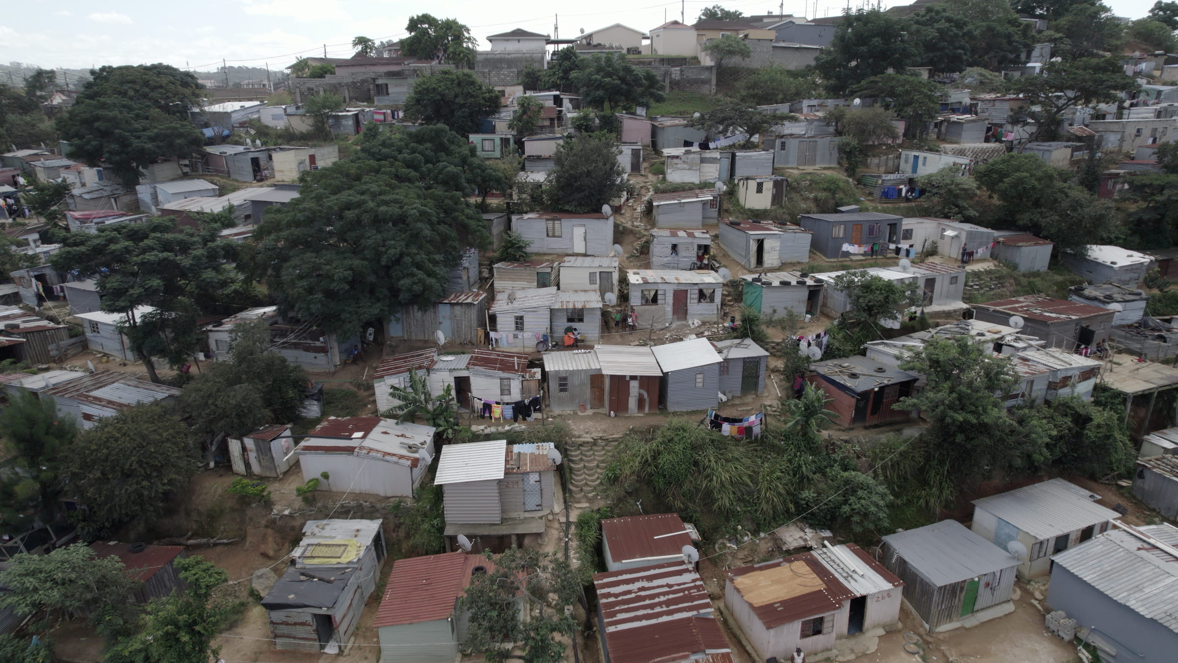 Luftaufnahmen aus Cato Manor Durban (Quelle: Kindernothilfepartner / tomfoolery.tv)
