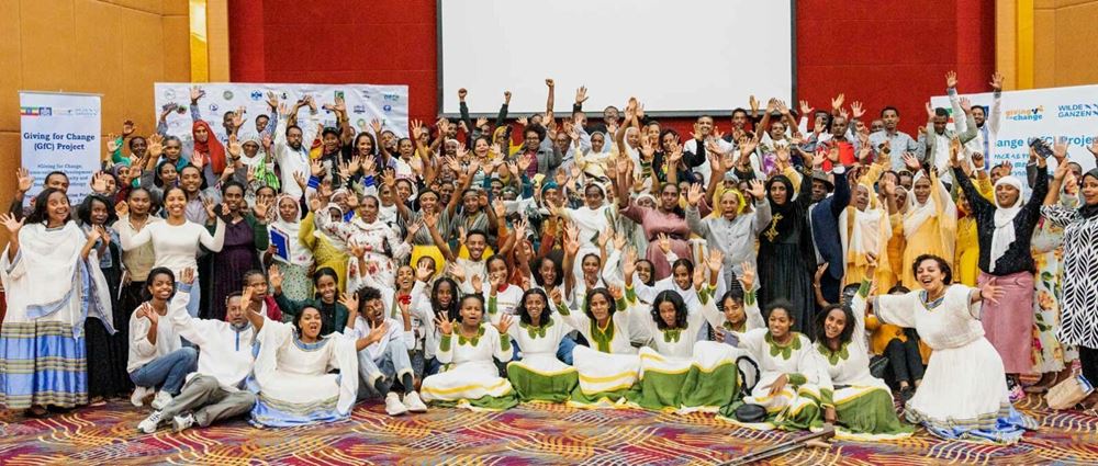 Frieden für Äthiopien Gruppenbild. (Quelle: Kindernothilfe) Frieden für Äthiopien Gruppenbild. (Quelle: Kindernothilfe)