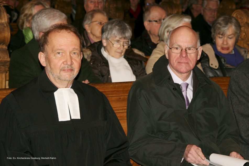 Pfarrer Armin Schneider und Prof. Dr. Norbert Lammert in der Salvatorkirche (Quelle: Kindernothilfe) Pfarrer Armin Schneider und Prof. Dr. Norbert Lammert in der Salvatorkirche (Quelle: Kindernothilfe)