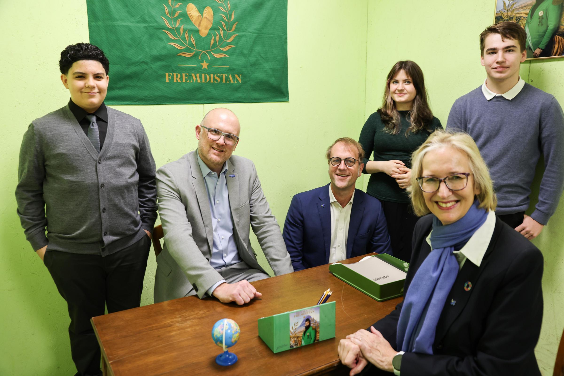 Event,  Escape Room
EscapeRoom Fremdistan Sören Link
Eröffnung Escape Room Unbekanntes Unbehagen mit Sören Link