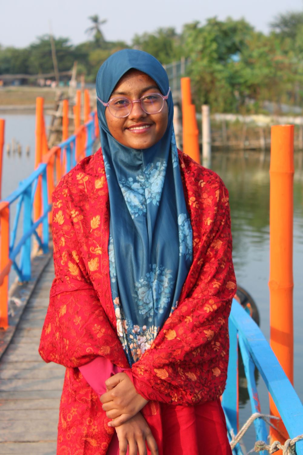 Bilder Nowshin, Jugendliche vom Partner JJS Bangladesch Bilder Nowshin, Jugendliche vom Partner JJS Bangladesch