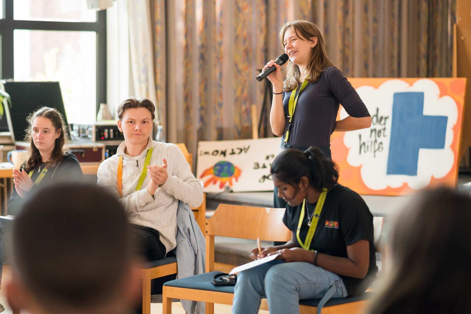 Jugendkonferenz vom 26. bis zum 28. September in Duisburg: Motto "Demokratie und Klimakrise - Wie können sich junge Leute aktiv in den Klimaschutz einbringen?"