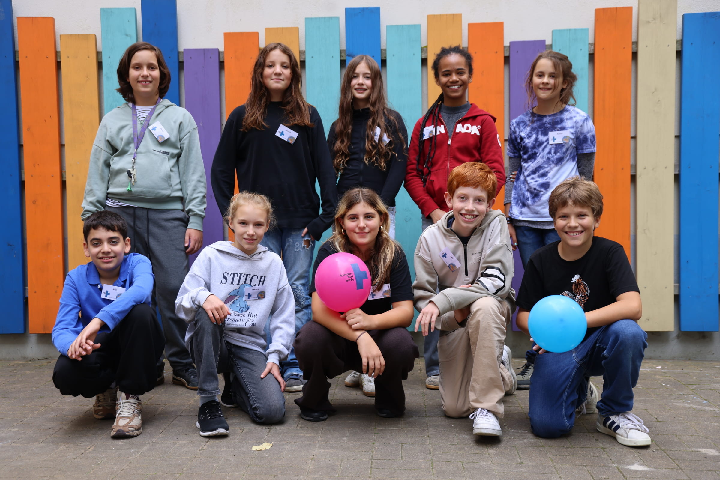 Die Kinderjury des Medienpreises 2026 bei der Kinderjurysitzung in Berlin (Quelle: Sophie Rutter/Kindernothilfe)