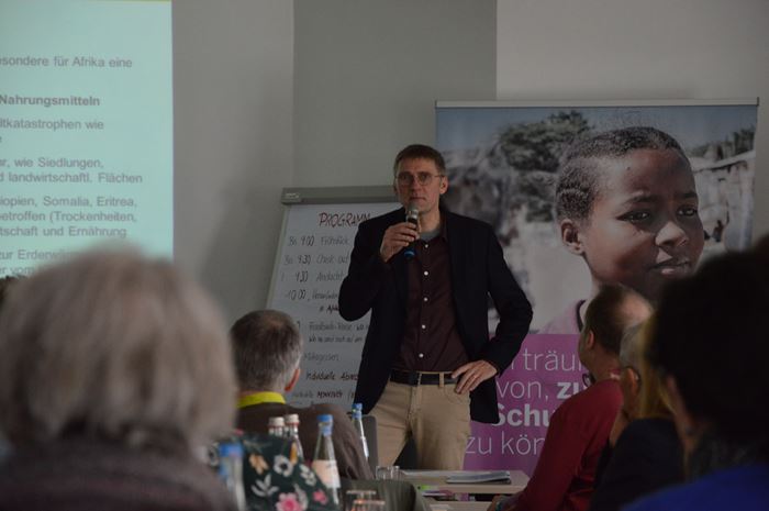 Leiter der Afrikaabteilung, Georg Müller, beim bundesweiten Treffen der Ehrenamtlichen Leiter der Afrikaabteilung, Georg Müller, beim bundesweiten Treffen der Ehrenamtlichen