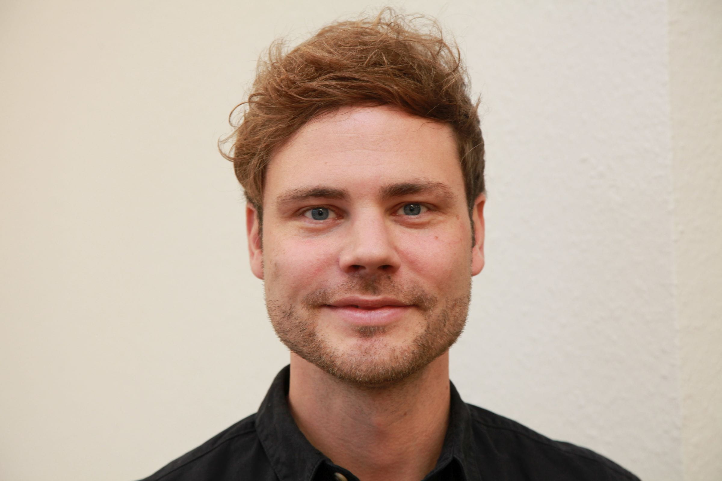 Portraitfoto Niklas Alof (Quelle: Christian Herrmanny) Portraitfoto Niklas Alof (Quelle: Christian Herrmanny)