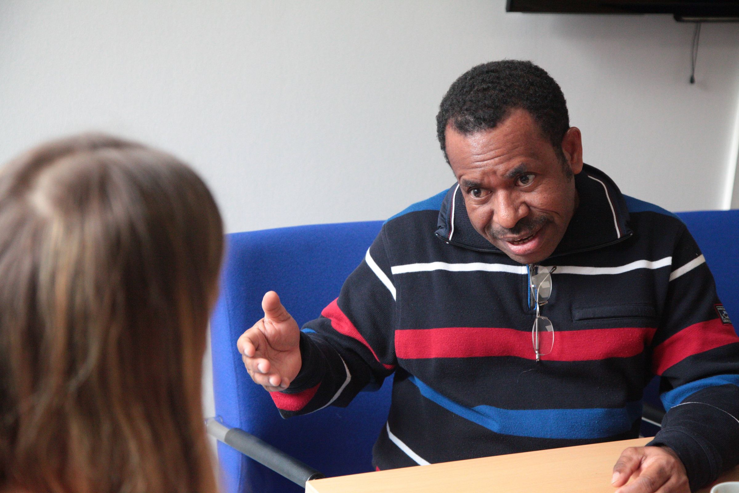 Reportage Indonesien: Vom Patenkind zum Menschenrechtler; Porträfoto: Ibrahim Peyon (Quelle: Lorenz Töpperwien / Kindernothilfe)