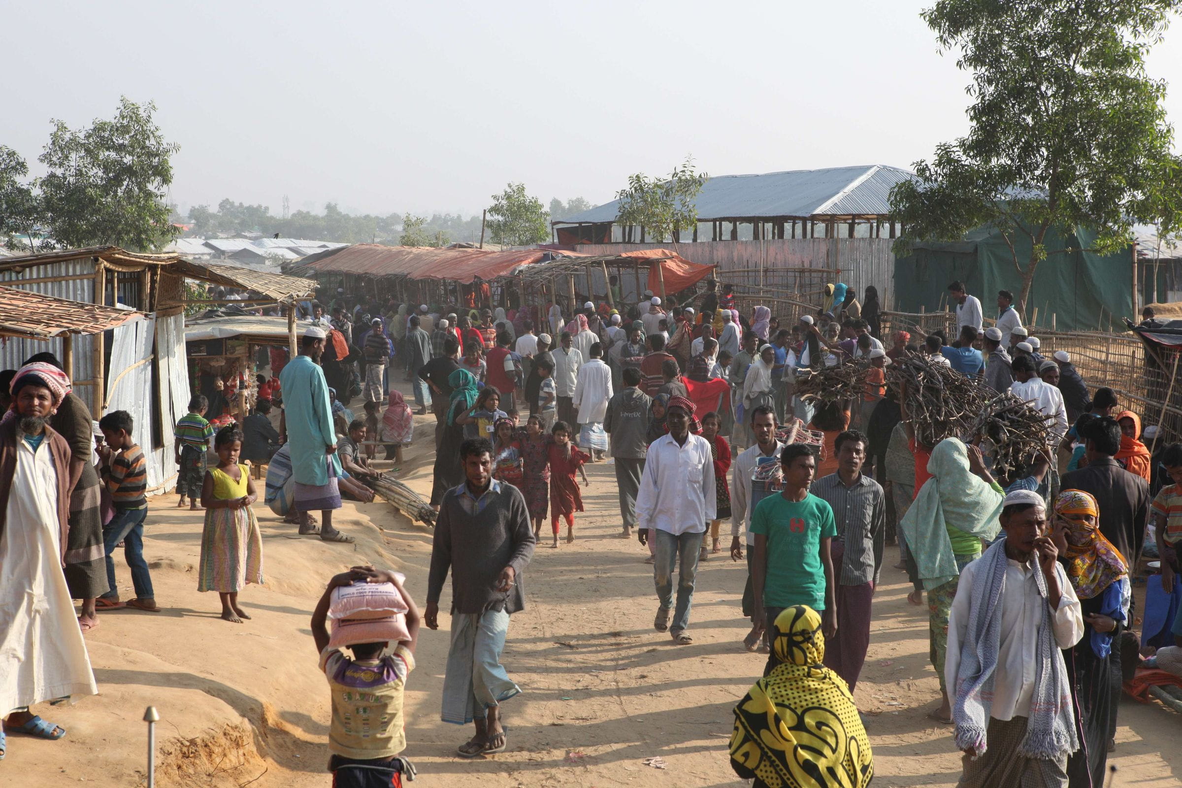 Reportage: Rohingya in Bangladesch; Foto: Blick über Flüchtlingslager in Cox's Bazar (Quelle: Christian Herrmanny / Kindernothilfe)