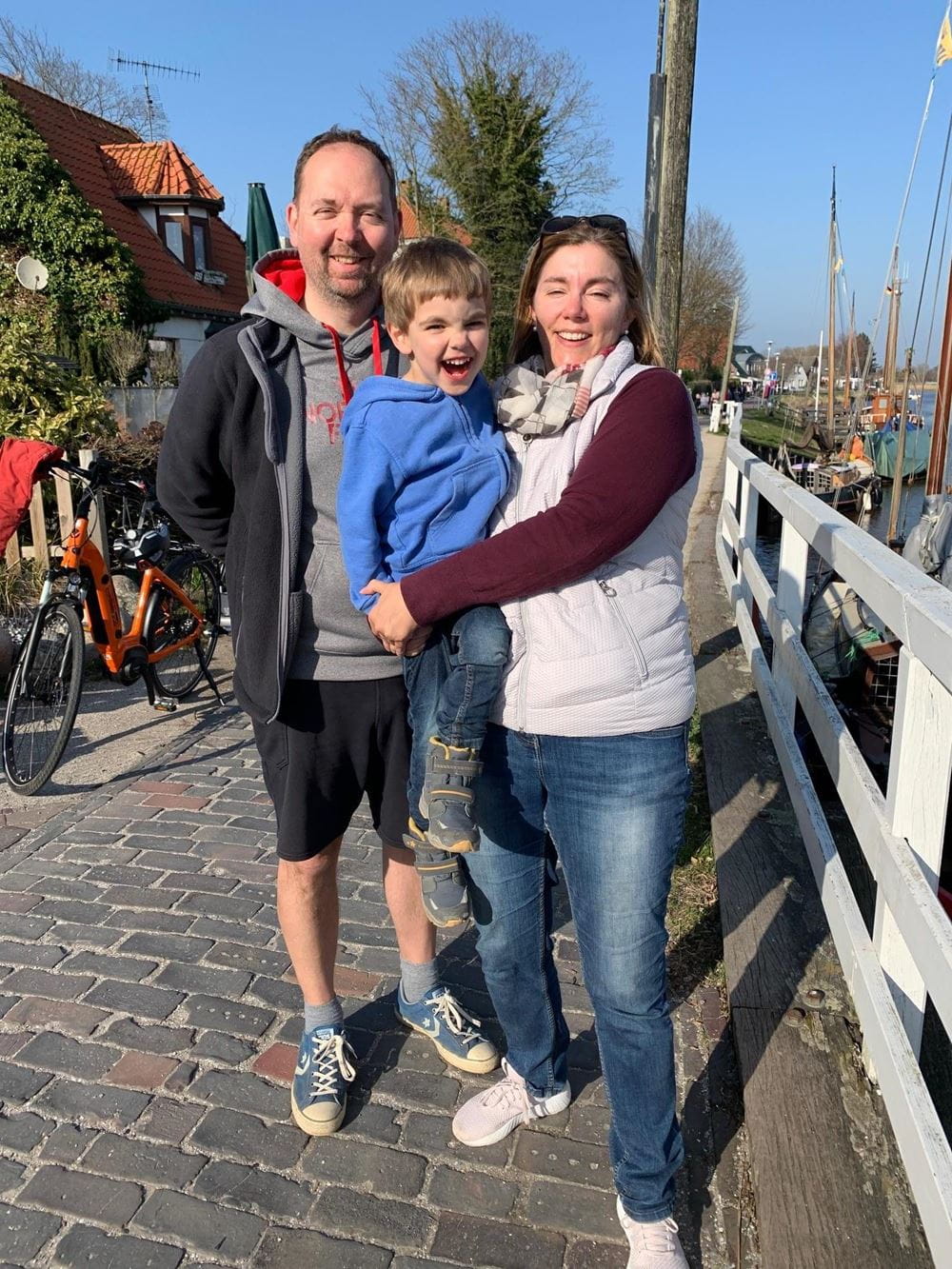 Spenderin Andrea Kröger mit ihrem Ehemann und ihrem Sohn. (Quelle: privat) Spenderin Andrea Kröger mit ihrem Ehemann und ihrem Sohn. (Quelle: privat)