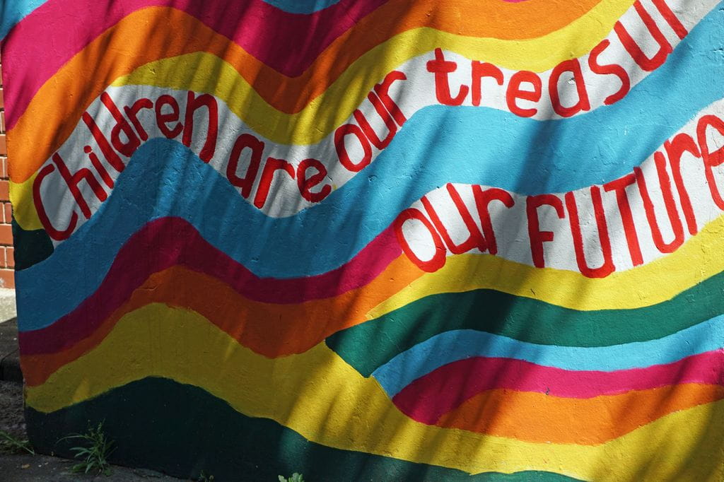 Graffito im Girls Shelter Tennyson House in Durban