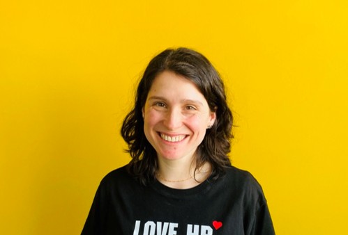 Profilfoto unserer Diversity Managerin Laura