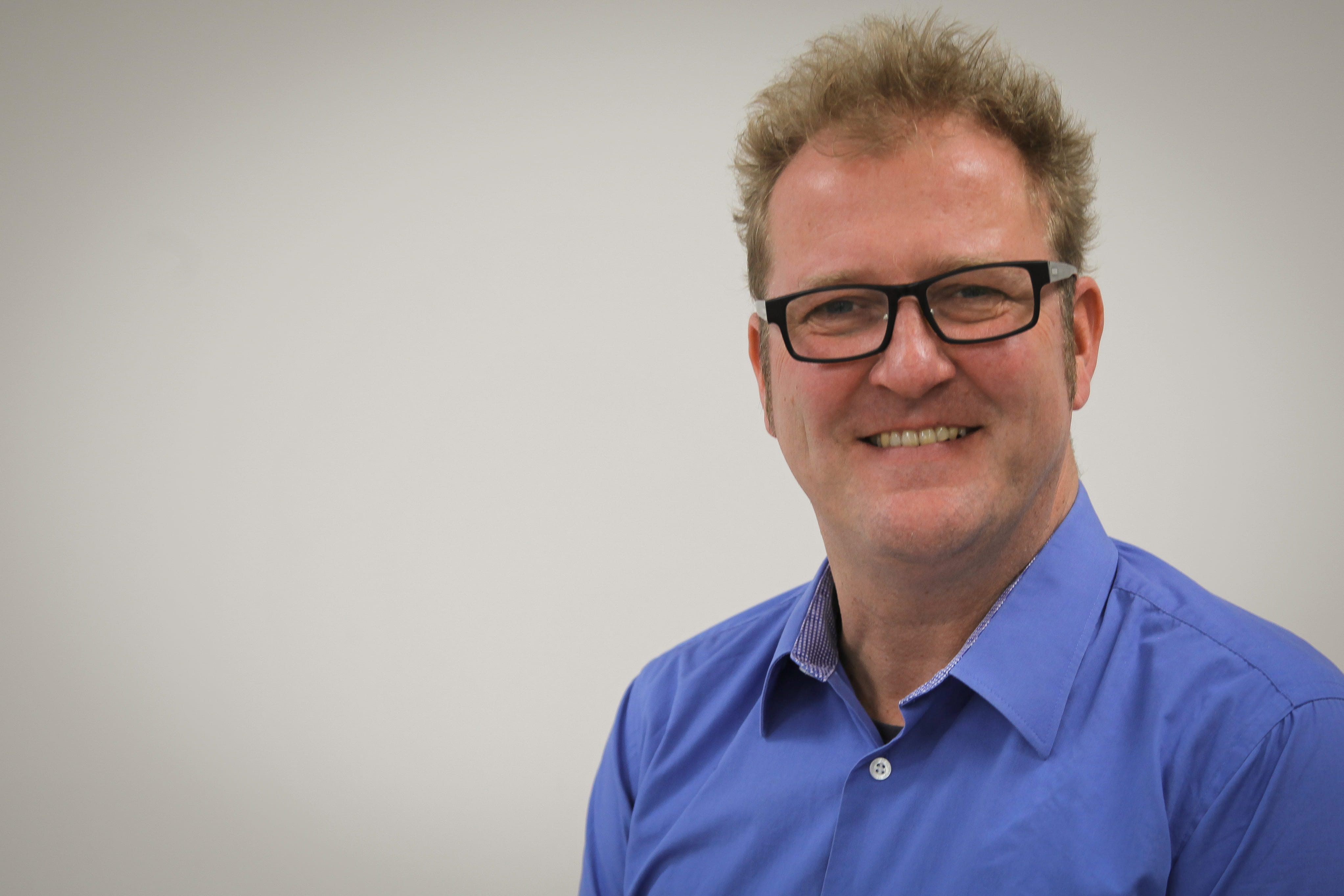 Portraitfoto von Kindernothilfe-Mitarbeiter Jörg Lichtenberg (Quelle: Ludwig Grunewald).